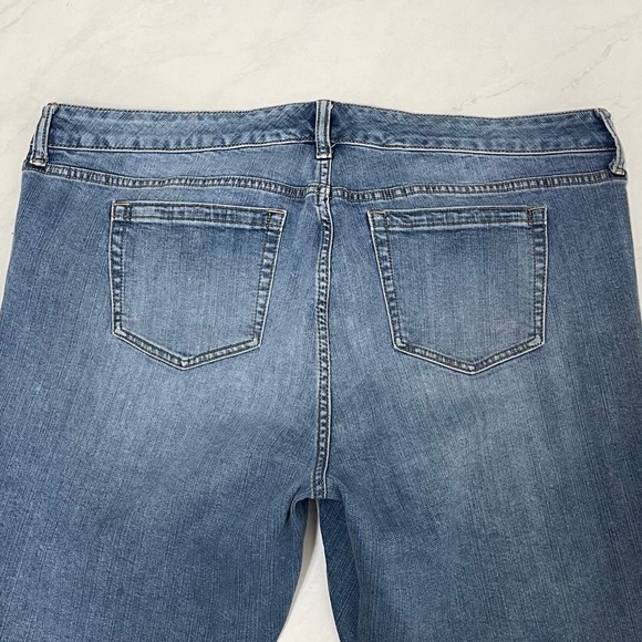 Torrid Distressed Patched Medium Wash Ankle Jeans Size 20 - Picture 4 of 7